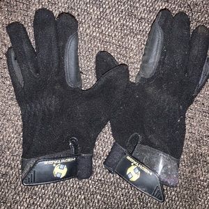 Riding gloves